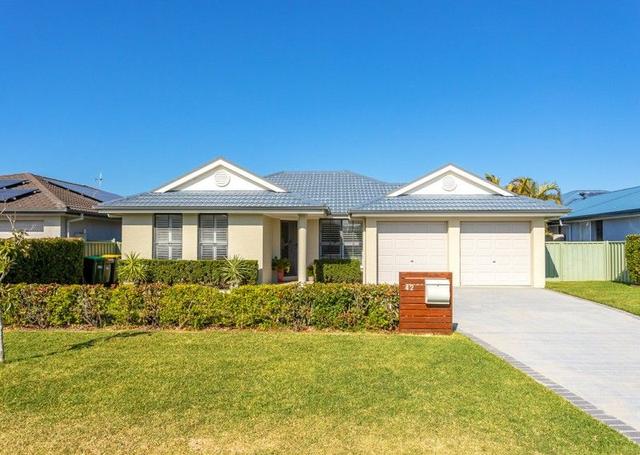 42 Bluehaven Drive, NSW 2430