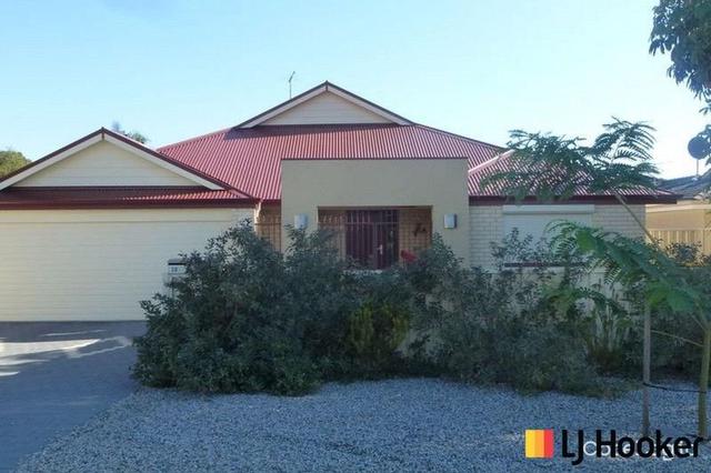 38 Little John Road, WA 6112