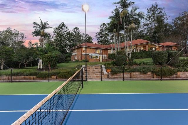 25 Jacaranda Avenue, QLD 4069