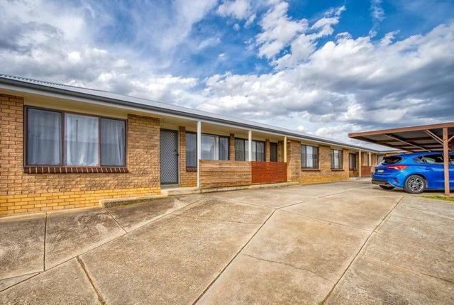 2/406 Schubach Street, NSW 2640