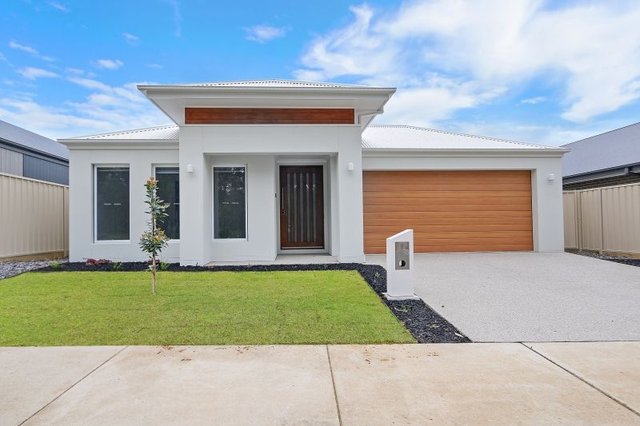 13 Axford Boulevard, VIC 3690