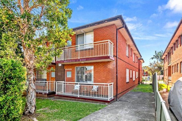 2/37 McKern Street, NSW 2194