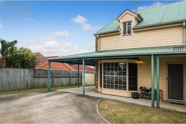 2/7 Pine Tree Cl, QLD 4018