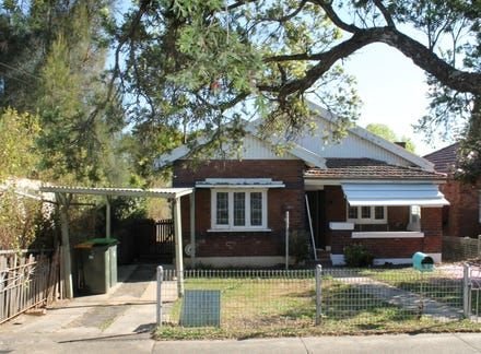 100 Benaroon Rd, NSW 2195