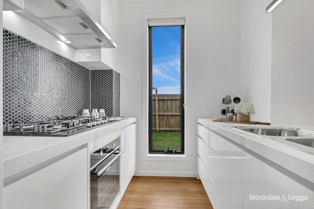 3/14 Wackett St, VIC 3028