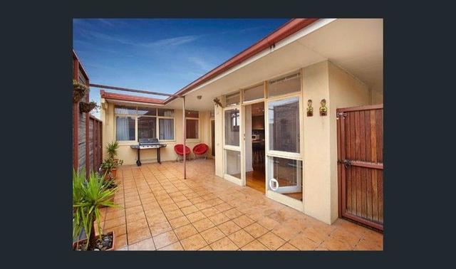 1/305 Rossmoyne Street, VIC 3071