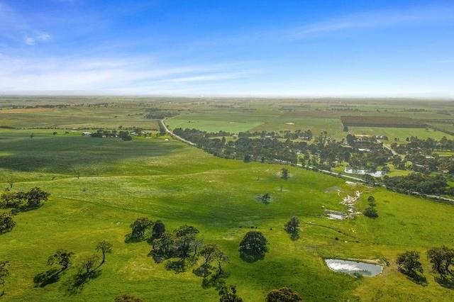 - Ballarat-Carngham Road, VIC 3351