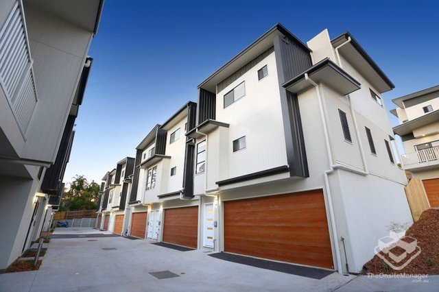 ID:21193903/33 Henderson Road, QLD 4053