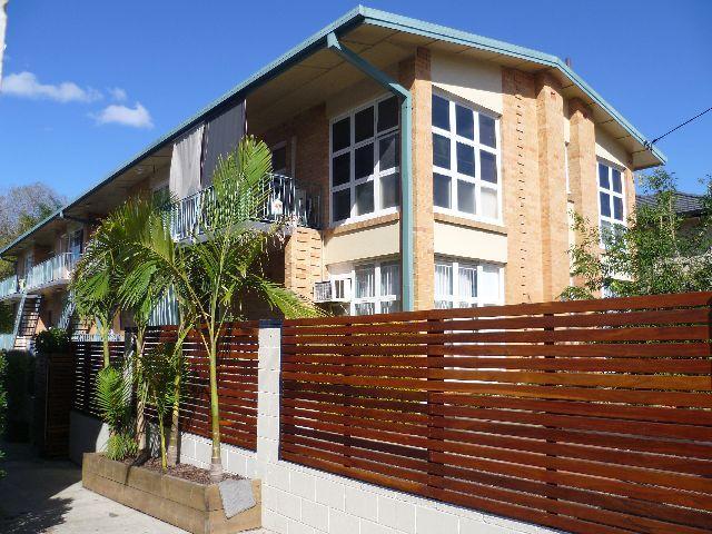 4/129 Merthyr Road, QLD 4005