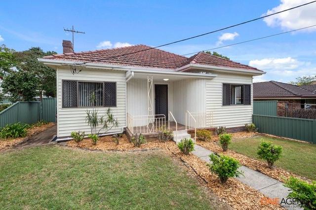 111 Oak Road, NSW 2232