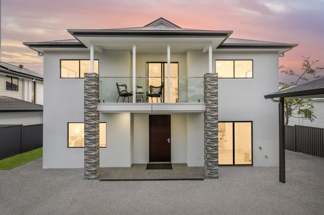 15 Eric Road, QLD 4121