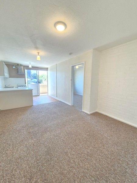 47/12 Tenth Ave, WA 6051