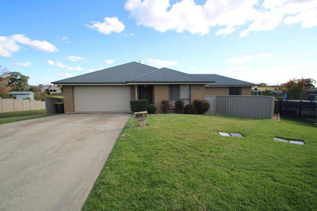 4 Callistemon Place, NSW 2800