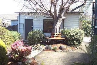 Garden to studio (2003-09-27)