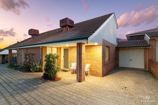 2/70 Kinsella Street, WA 6060