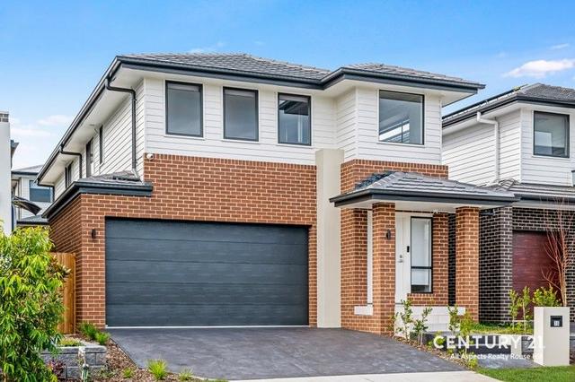 10 Gulgong Crescent, NSW 2155