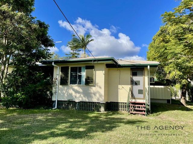 1/249 Elphinstone Street, QLD 4701