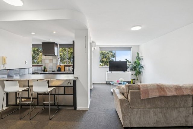 51/96 Guildford Road, WA 6050