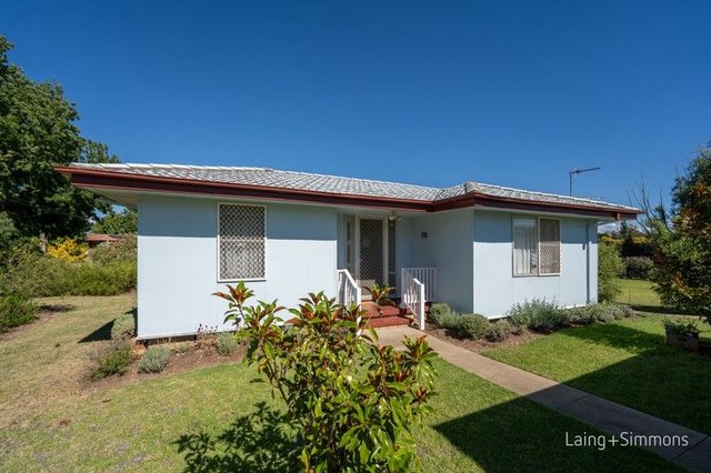 16 McBean Avenue, NSW 2350