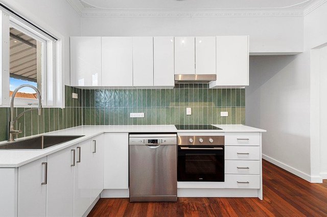 1/81 Walter Road West, WA 6059