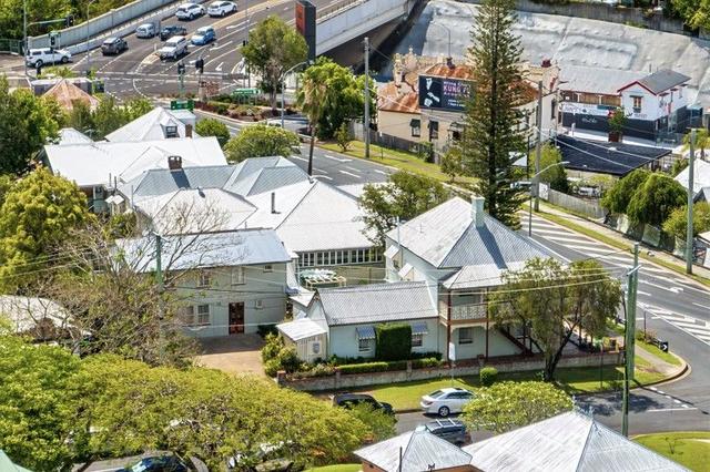 1 Burnett Street, QLD 4305