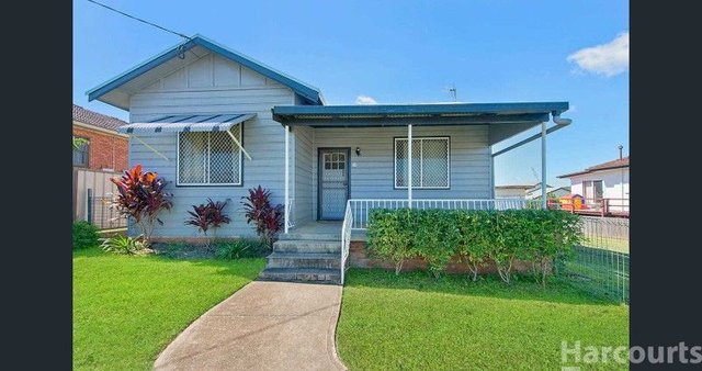 19 Lachlan Street, NSW 2440