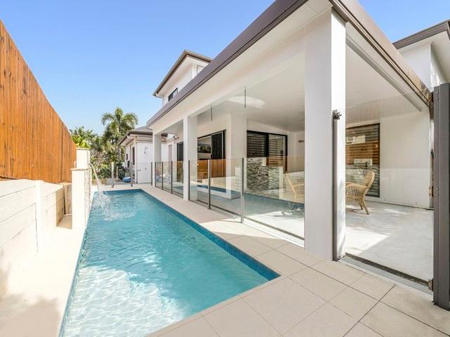 73 Palm Drive, QLD 4557