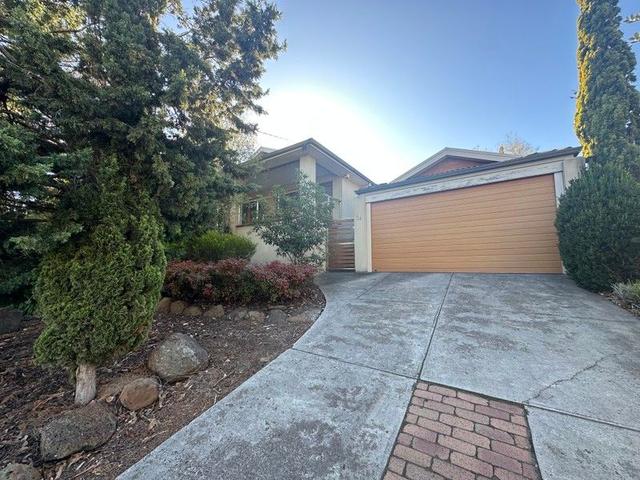 16 Garden Avenue, VIC 3036