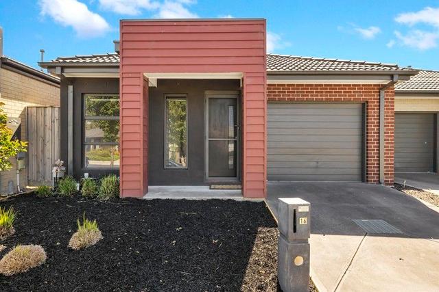 16 Caversham Drive, VIC 3810