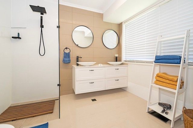 14 Kel Nagle Court, QLD 4214