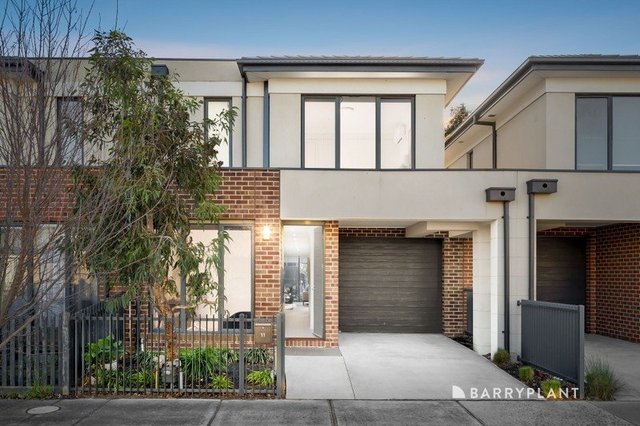 11 Goshawk Street, VIC 3805