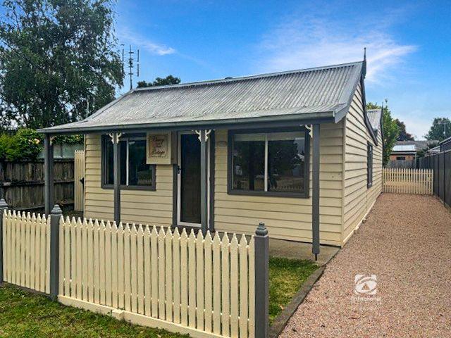 18 Swan Street, VIC 3875