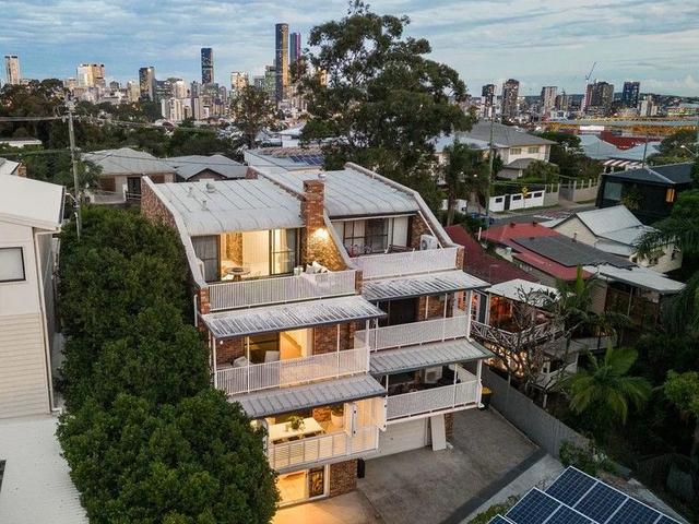 1/16 Wellington Road, QLD 4059
