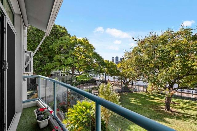 11/10 Goodwin Street, QLD 4169