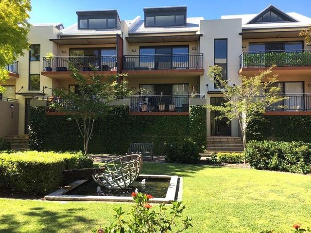 34/177 Oxford Street, WA 6007