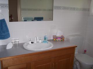 Bathroom (2005-09-19)