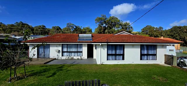 8 Greenfields Road, WA 6220
