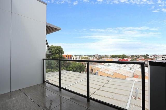 519/92-96 Albert Street, VIC 3057