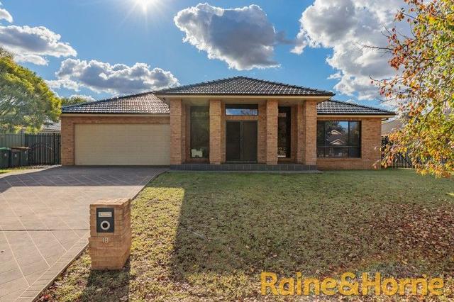 18 Lachlan Way, NSW 2830