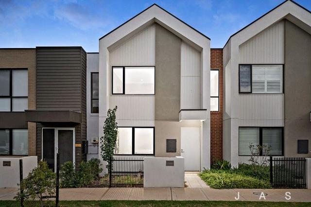 10 Holzer Crescent, VIC 3019