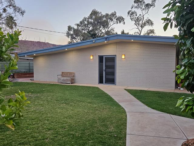 6 O'Grady Crescent, NT 0870