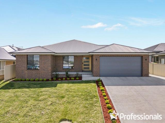 102 Graham Drive, NSW 2795