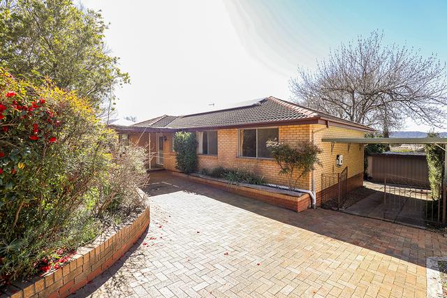 12 Blackburn Street, ACT 2607