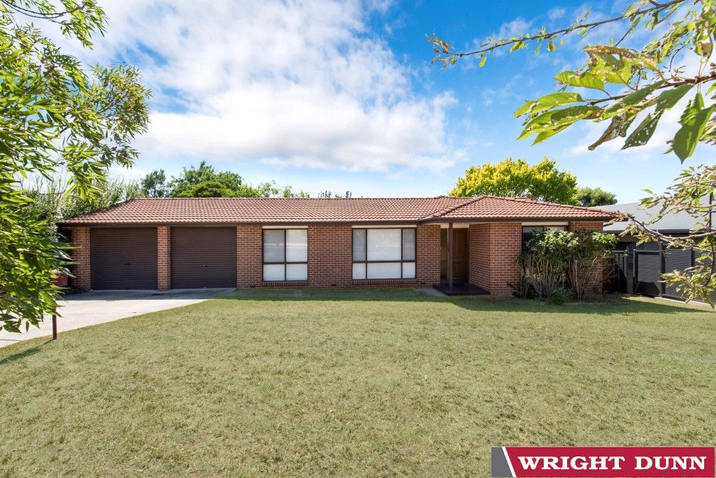 44 Cossington Smith Crescent, Lyneham ACT 2602 Allhomes