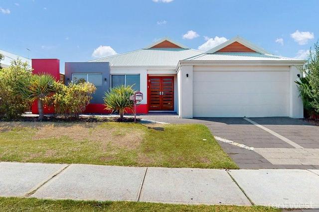 8 Landbeach Boulevard, WA 6036