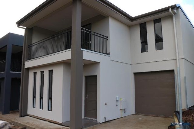 2/18 Victoria Drive, SA 5092