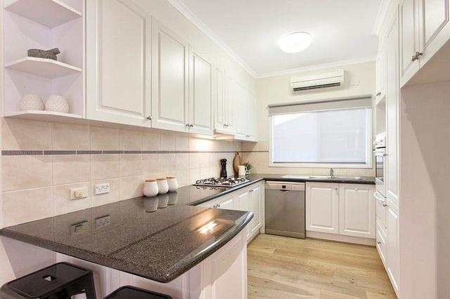 1/376 Neerim Road, VIC 3163