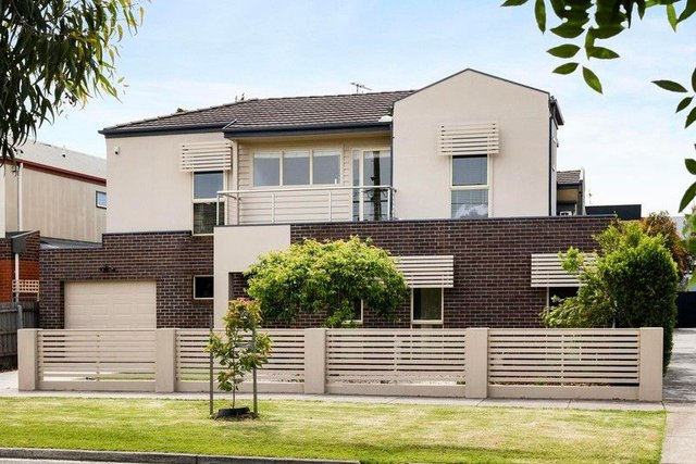 1/207 Gillies Street, VIC 3078