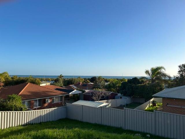 6 Conch  Rise, WA 6530