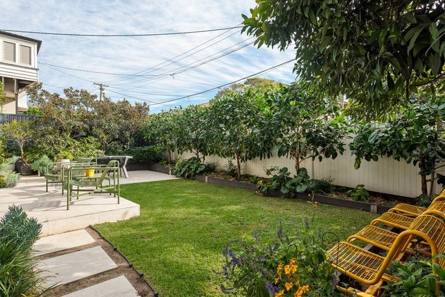 1/25 Gellibrand Street, QLD 4011